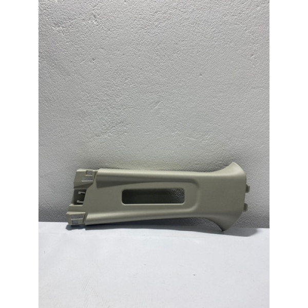 Acabamento Coluna Central Superior Direito Honda Hr-v 2018