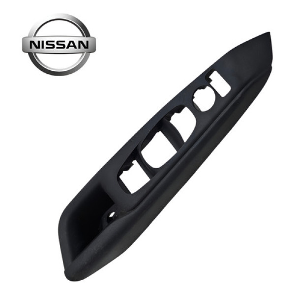 Moldura Botão Vidro Dianteiro Esquerdo Kicks 2016 A 2020