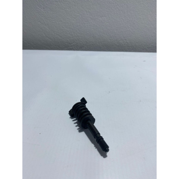 Parafuso Fixação Lanterna Traseiro Fox  5z6945300