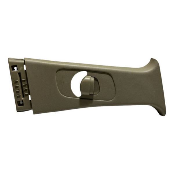 Moldura Suporte Coluna Hyundai I30 2015 L.d 85844a5000 Origi