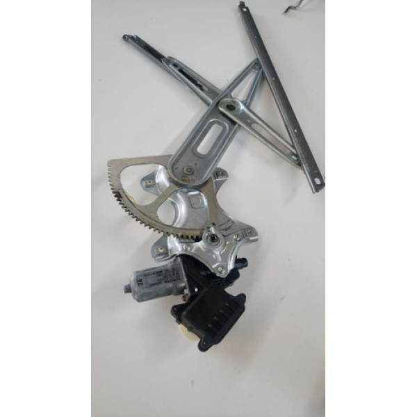 Máquina Vidro Dianteira Direita Toyota Yaris 2020 Original