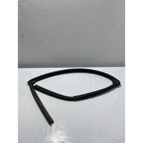 Borracha Do Vidro Traseiro Direito Honda Hr-v 2018