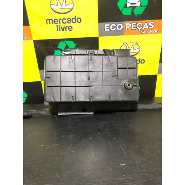 Caixa Suporte Base Bateria Citroen Xsara Picasso Com Detalhe