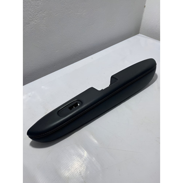 Moldura Apoio Braço Dianteiro Direito Honda Hrv  2018 - Preto