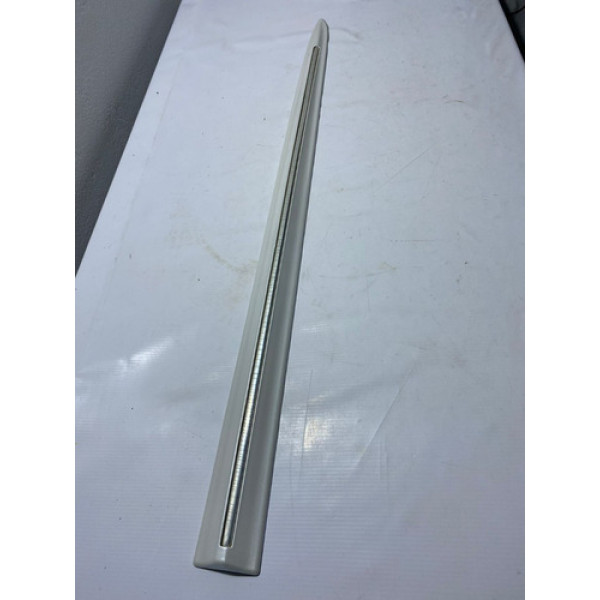 Friso Da Porta Dianteira Esquerdo Honda Hrv 2018