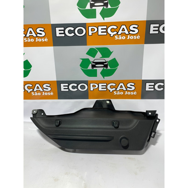 Acabamento Do Porta Malas Lado Direito  Yaris 2019/2020 Preto