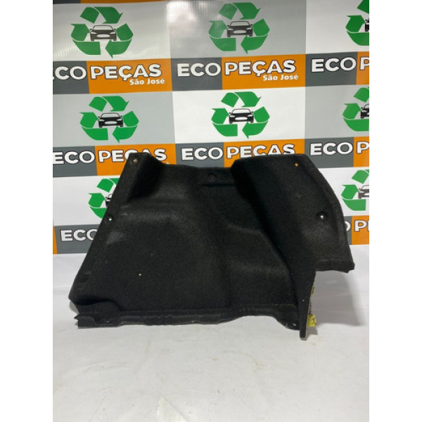 Acabamento Porta Malas Lado Direito Toyota Yaris 2019