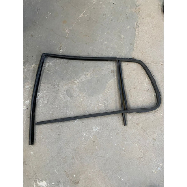 Borracha Vidro Traseiro Esquerdo Fox 2019