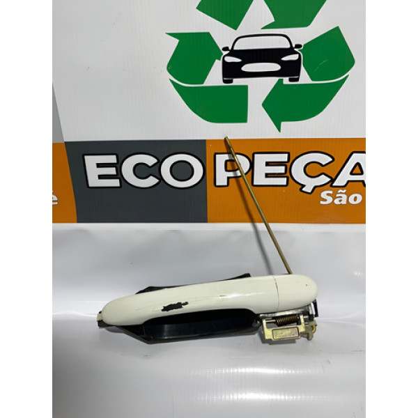 Maçaneta Externa Direita Fiat Strada 1.3 Freedom 2021 Branco Dianteira