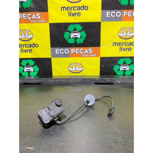 Trava Portinhola Tanque Golf Jetta 5c6810773- Eco Sj