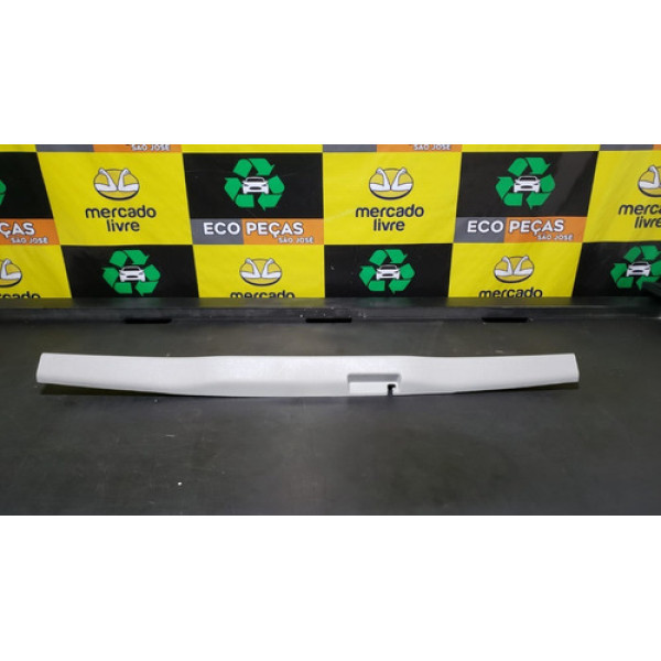 Acabamento Superior Central Tampa Traseira Tucson 2.0 2008