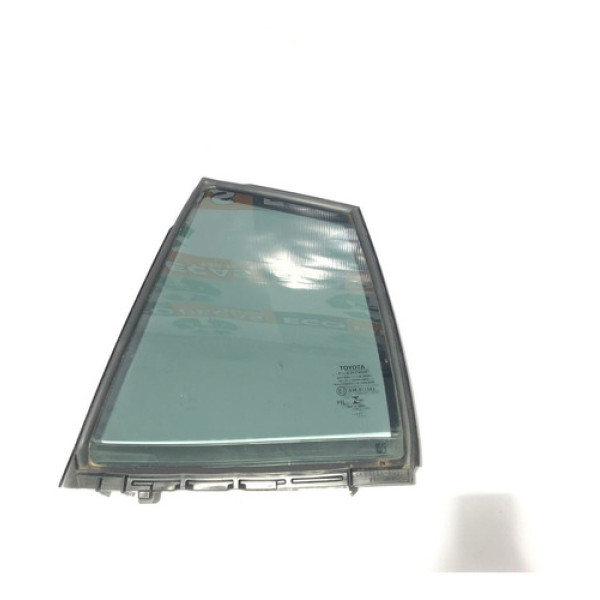 Ventarola Vidro Fixo Traseira Direita Toyota Yaris 2020