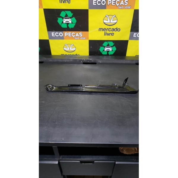 Suporte Farol Lado Esquerdo Volkswagen Golf 5gm805931 2014